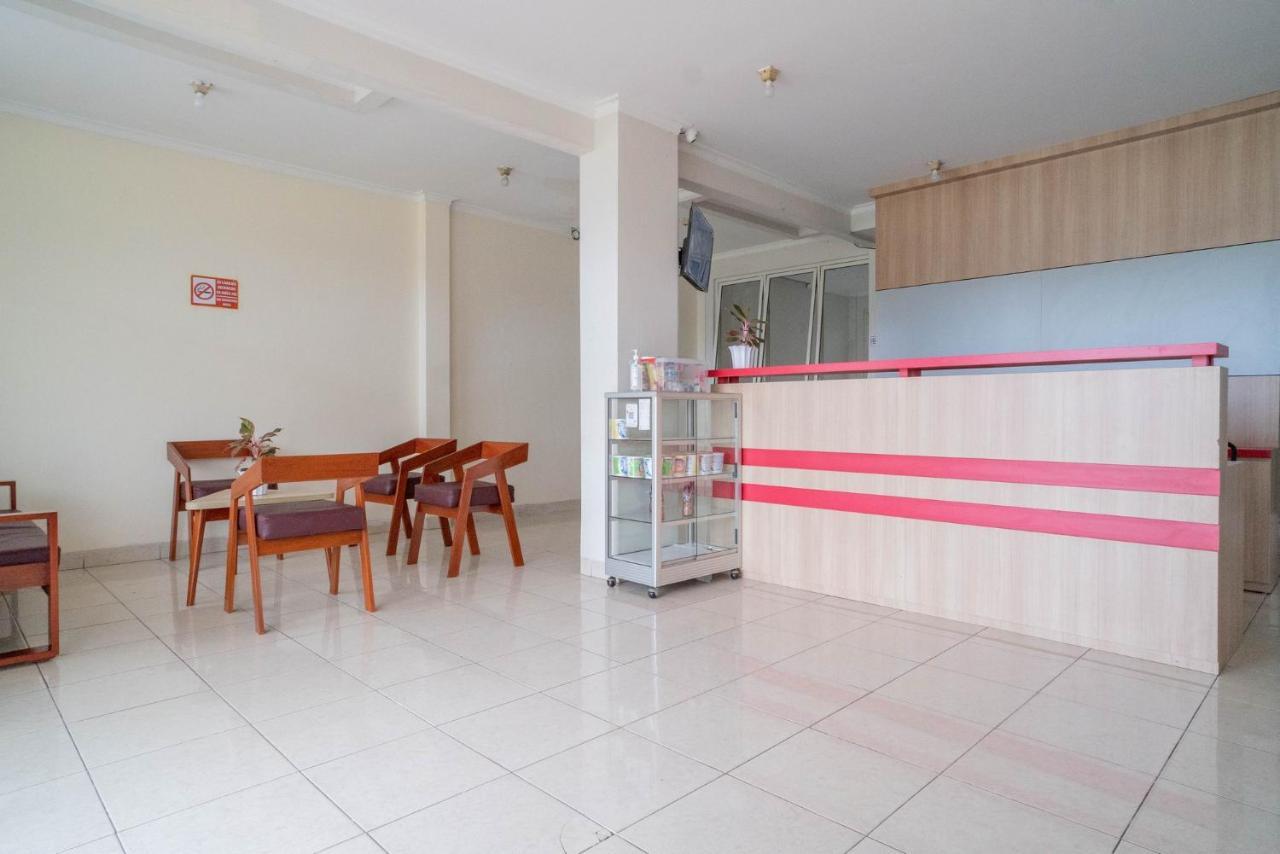Cicayur Mroom Residence Near Umn Gading Serpong Redpartner מראה חיצוני תמונה