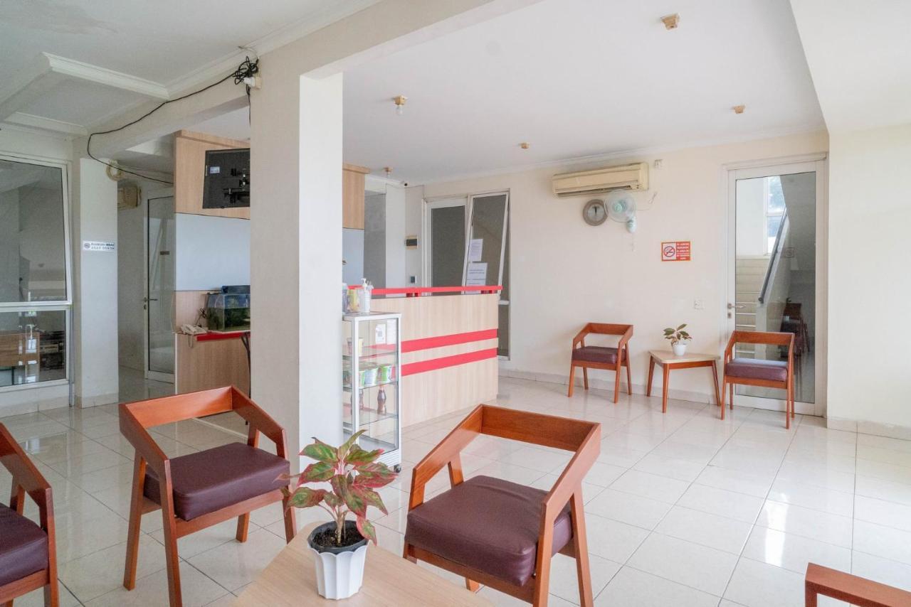 Cicayur Mroom Residence Near Umn Gading Serpong Redpartner מראה חיצוני תמונה